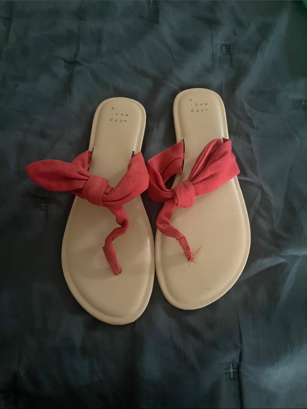 a new day Red Knot-Front Slide Sandals